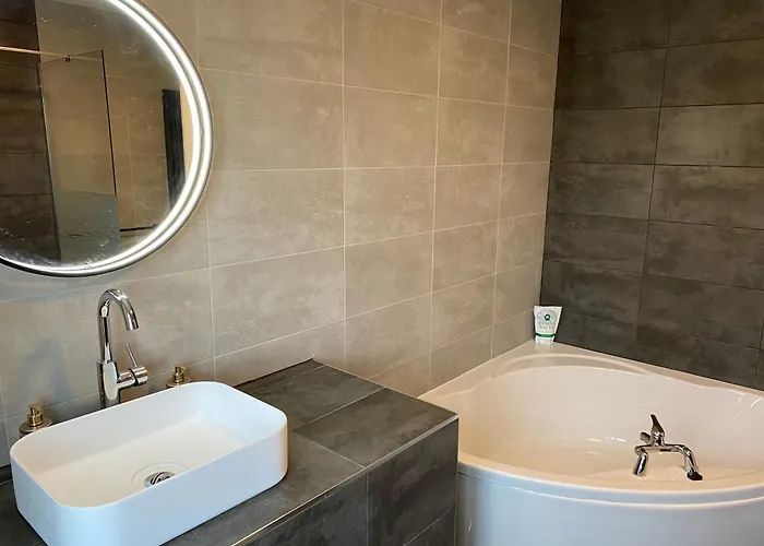 Дом отдыха Daline House *