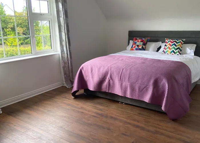 Daline House Клонакилти